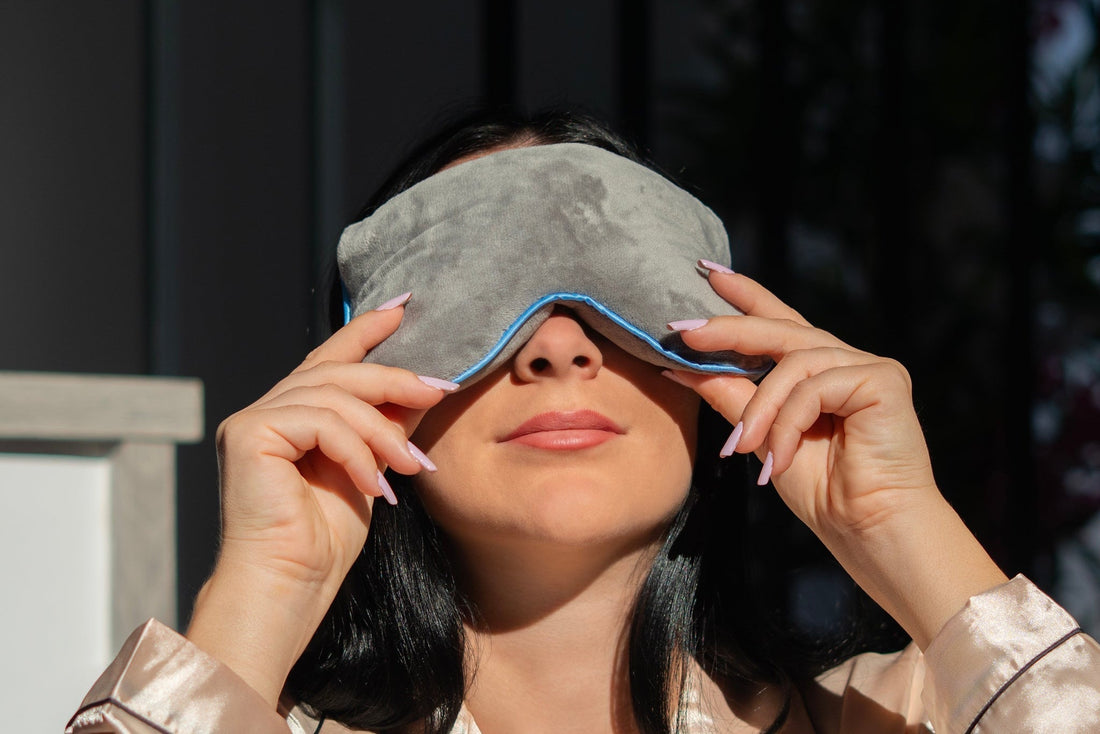 Warm Compress for Dry Eyes: How It Works and Why It Helps
